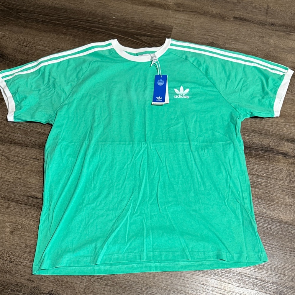 Adidas short sleeve shirt